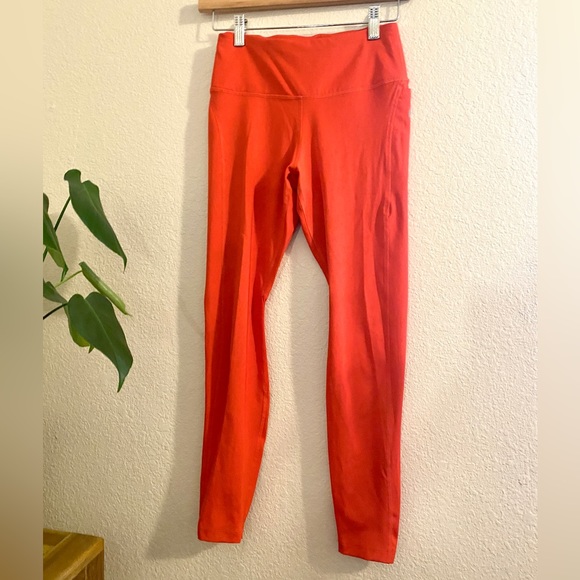 Women’s Nike Dri Fit 7/8 Leggings - Picture 4 of 8